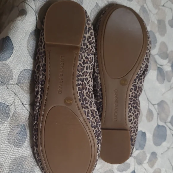 Lucky Brand Leopard Print Flats - Picture 2 of 5